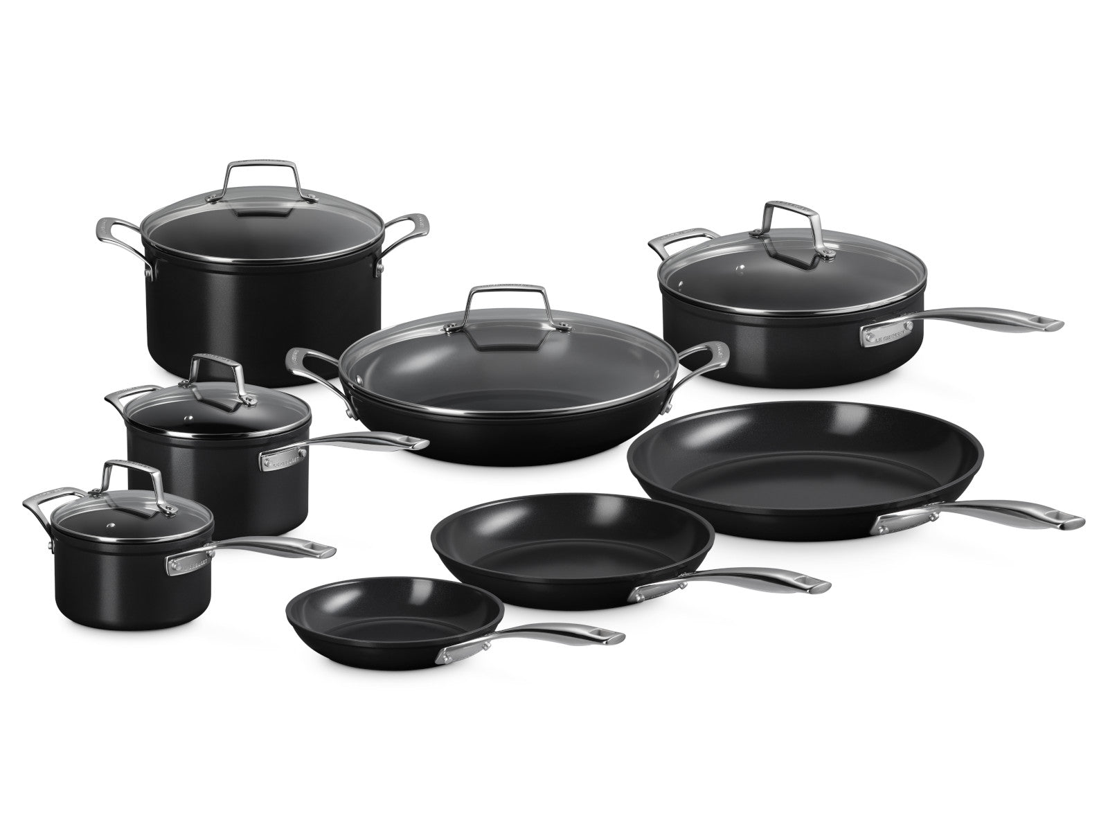 Le Creuset Essential Kochgeschirrset Keramik-Antihaft 8tlg Freisteller 1