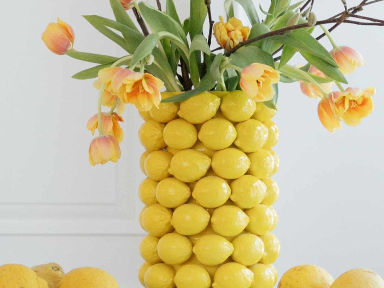 KARE Design Vase Lemon Juice 43cm Lifestyle 4