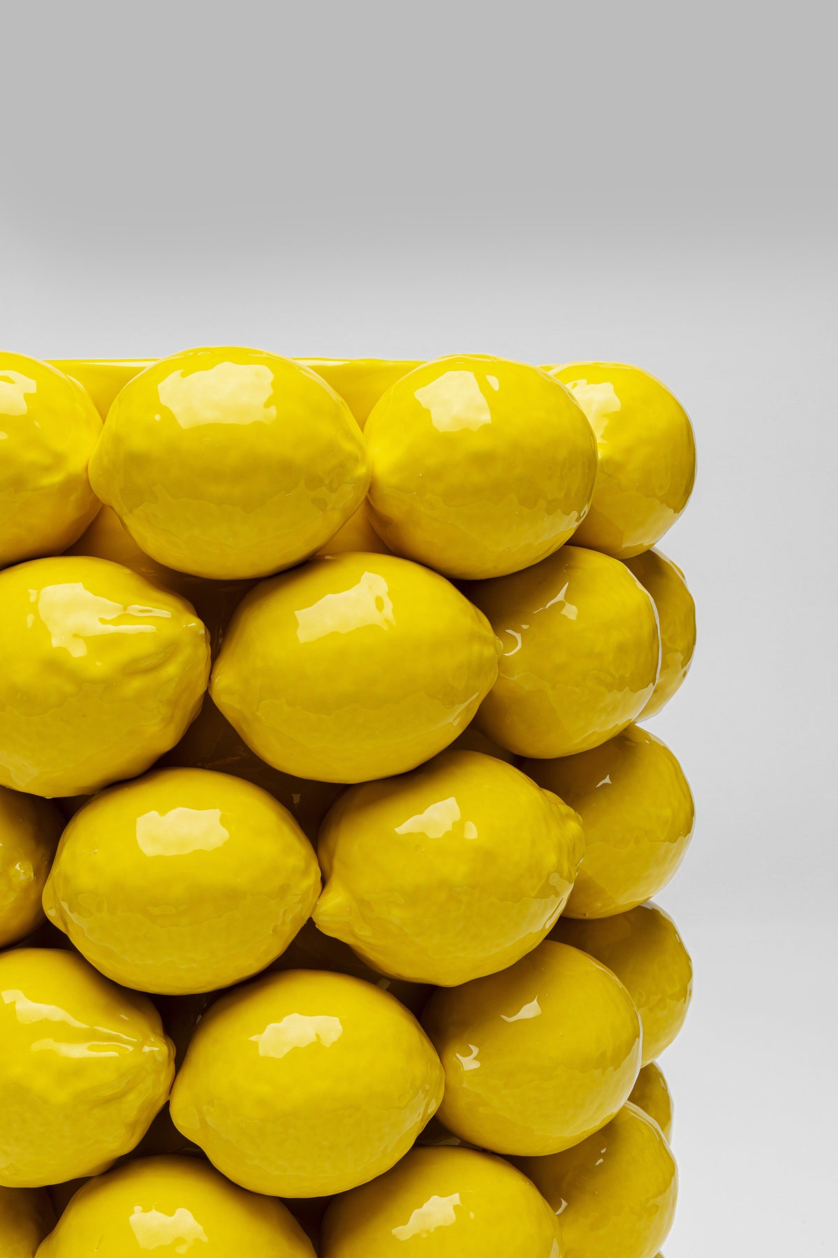 KARE Design Vase Lemon Juice 43cm Lifestyle 3