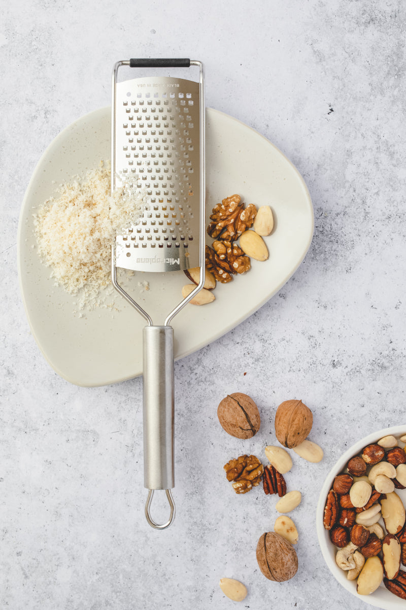 Microplane Professional Edelstahl Reibe grobe Klinge 30cm Lifestyle 10