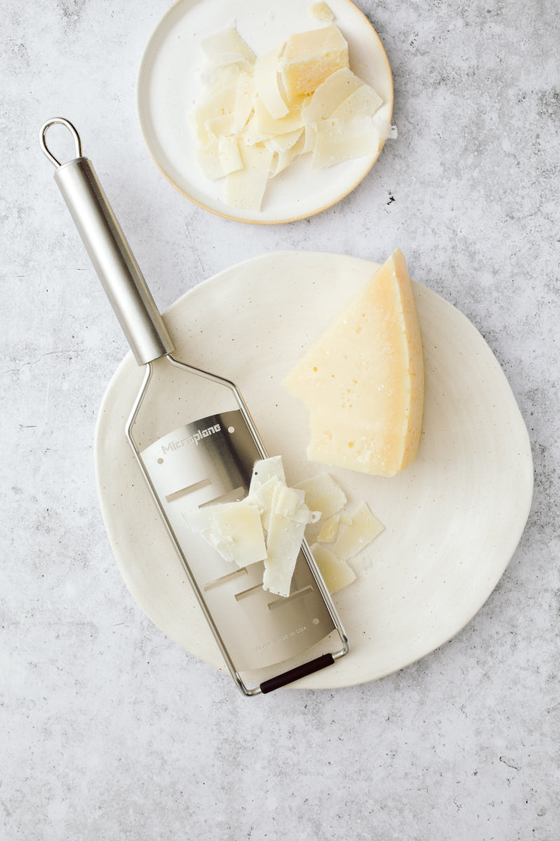 Microplane Professional Edelstahl große Raspel 30cm Lifestyle 2