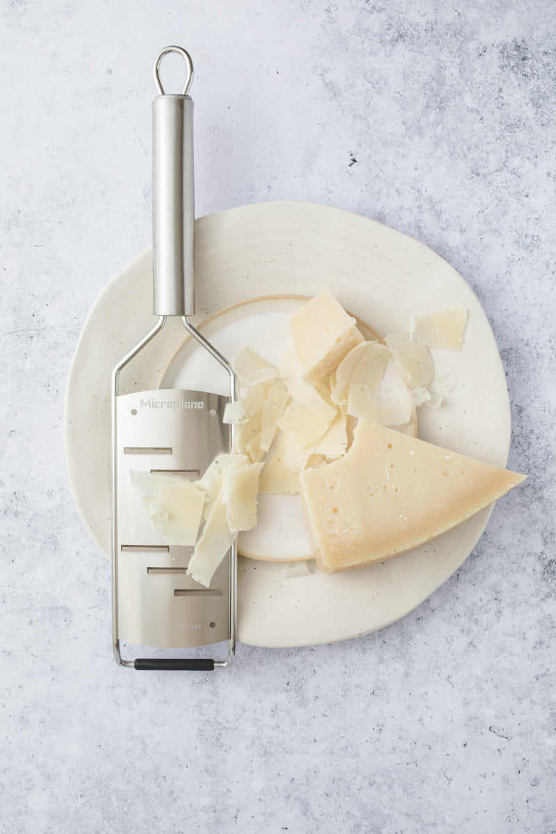 Microplane Professional Edelstahl große Raspel 30cm Lifestyle 3