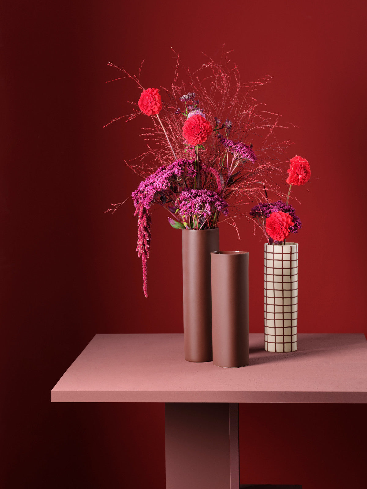 ASA lines and square Vase bordeaux 30cm Lifestyle 2