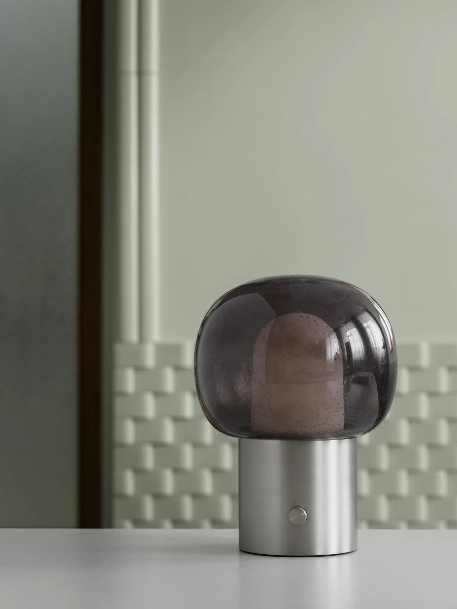 Blomus IRIS Tischlampe stainless steel matt 32cm Lifestyle 5