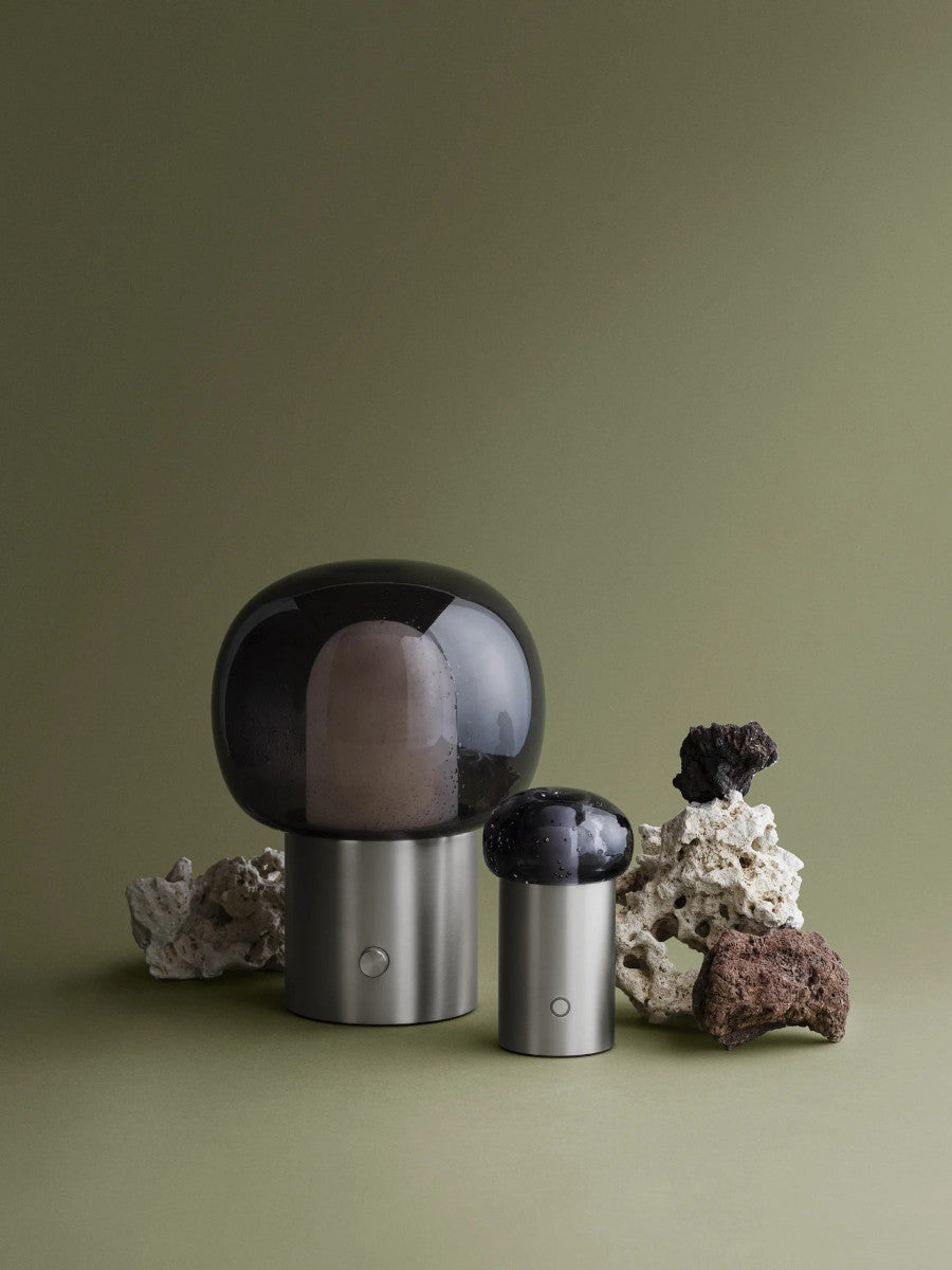 Blomus IRIS Tischlampe stainless steel matt 32cm Lifestyle 7