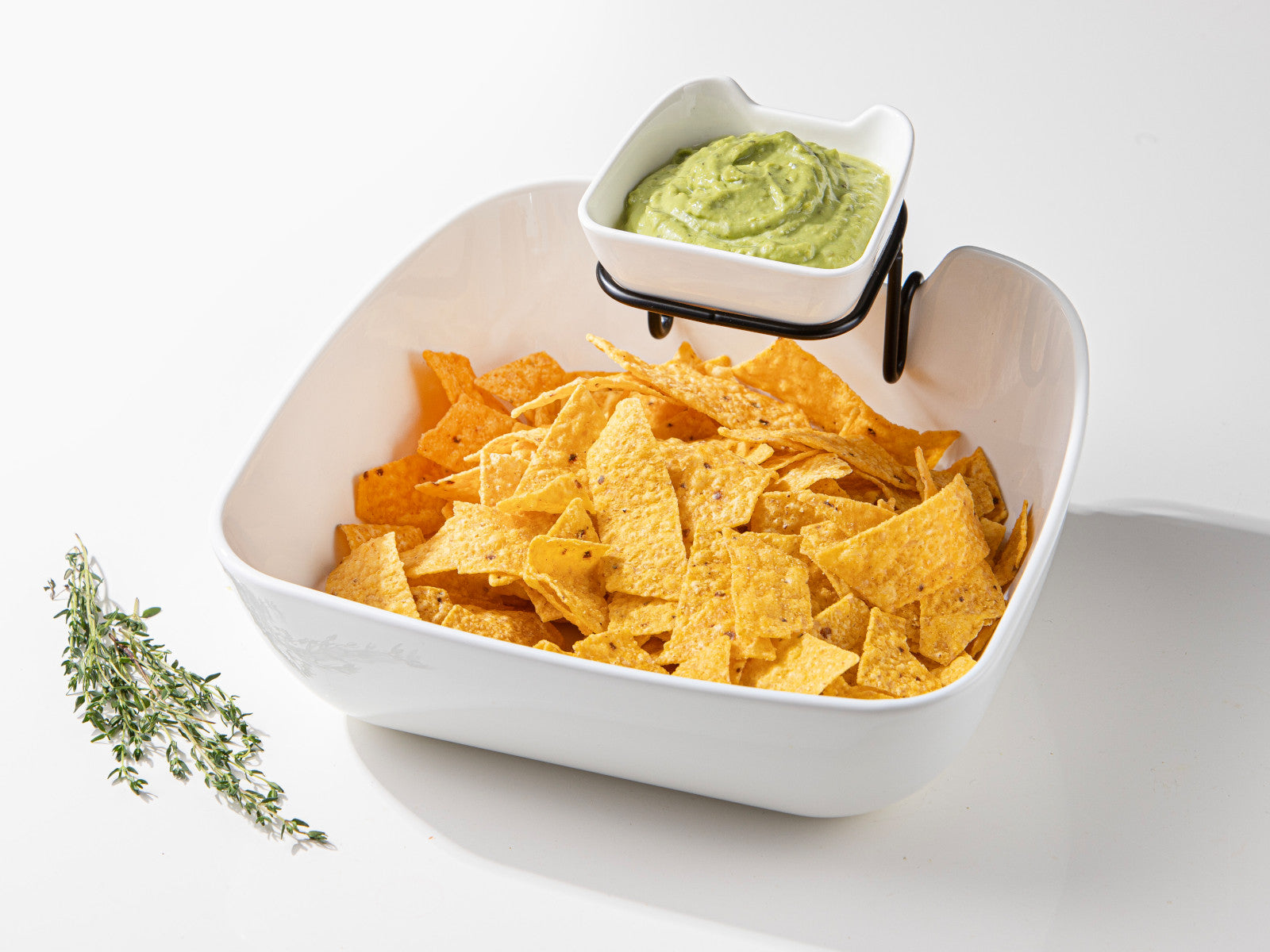 ladelle Alto Serve & Share Chip&Dip Schale doppellagig weiß 25,5cm Lifestyle 1