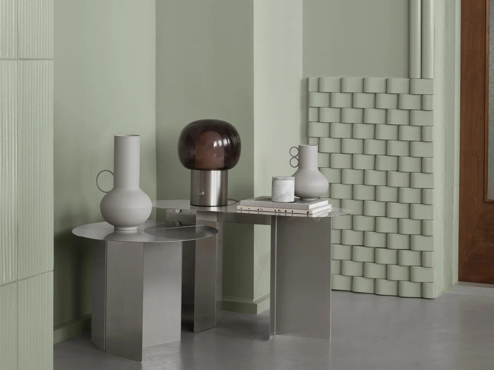 Blomus LOHA Vase 20cm Lifestyle 1