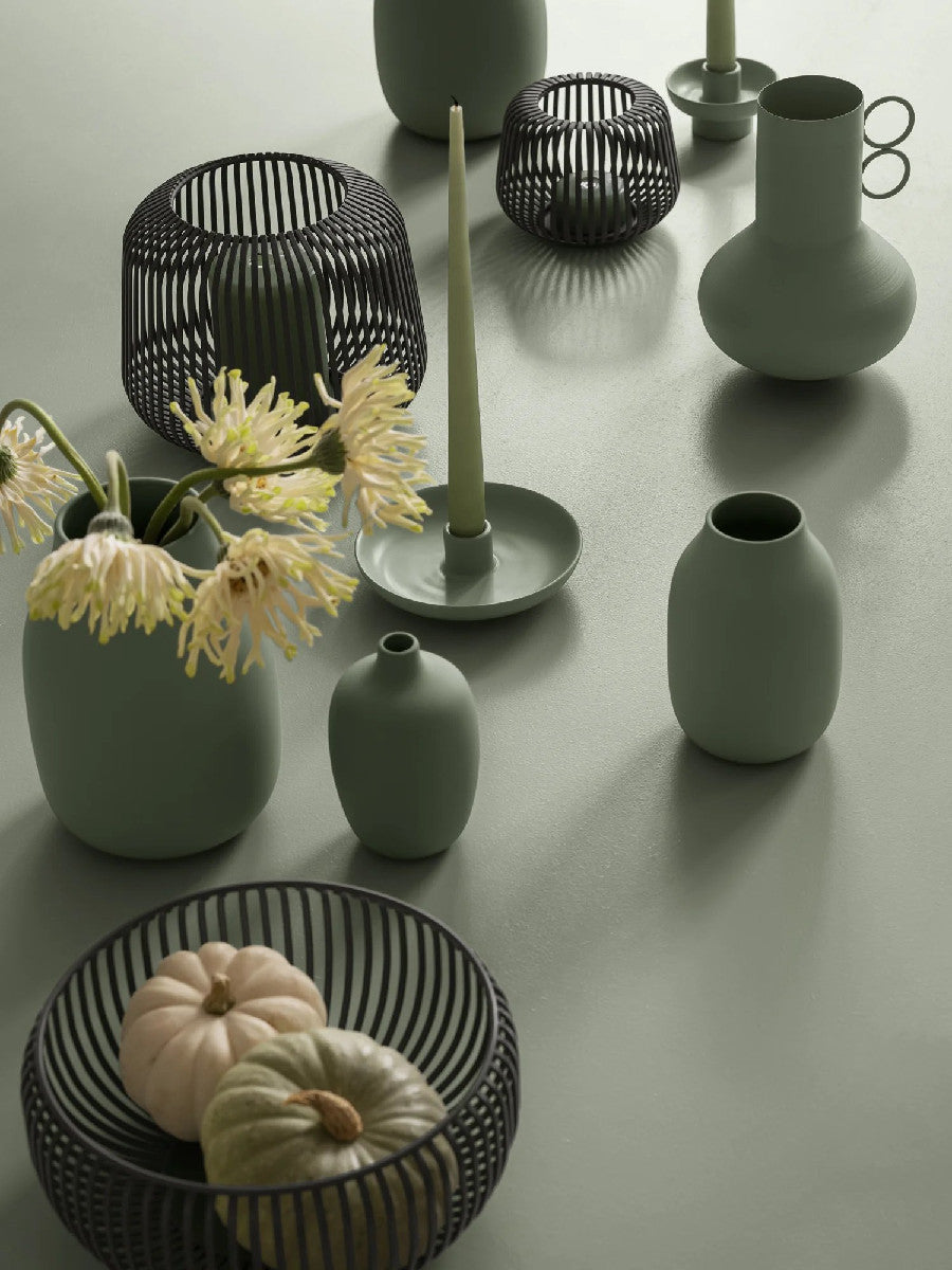 Blomus COLORA Vase desert sage S 15cm – Tischideen & Ambiente