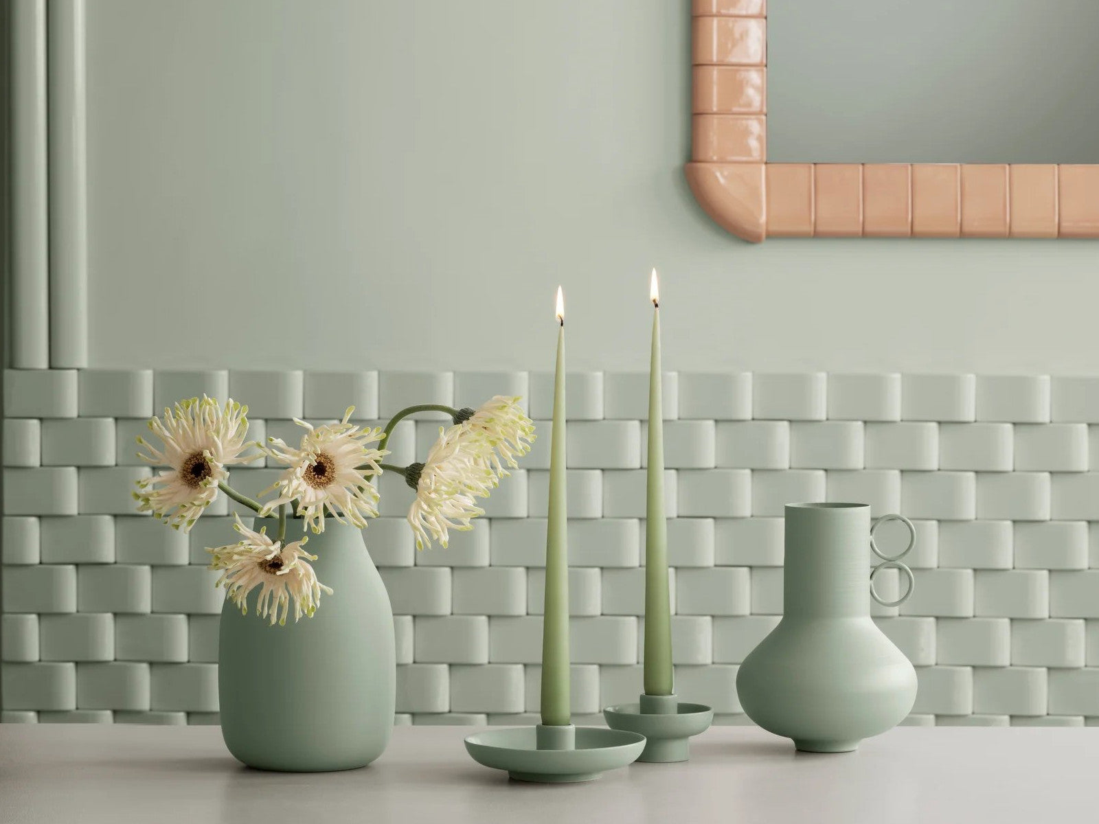 Blomus COLORA Vase desert sage L 20cm Lifestyle 1