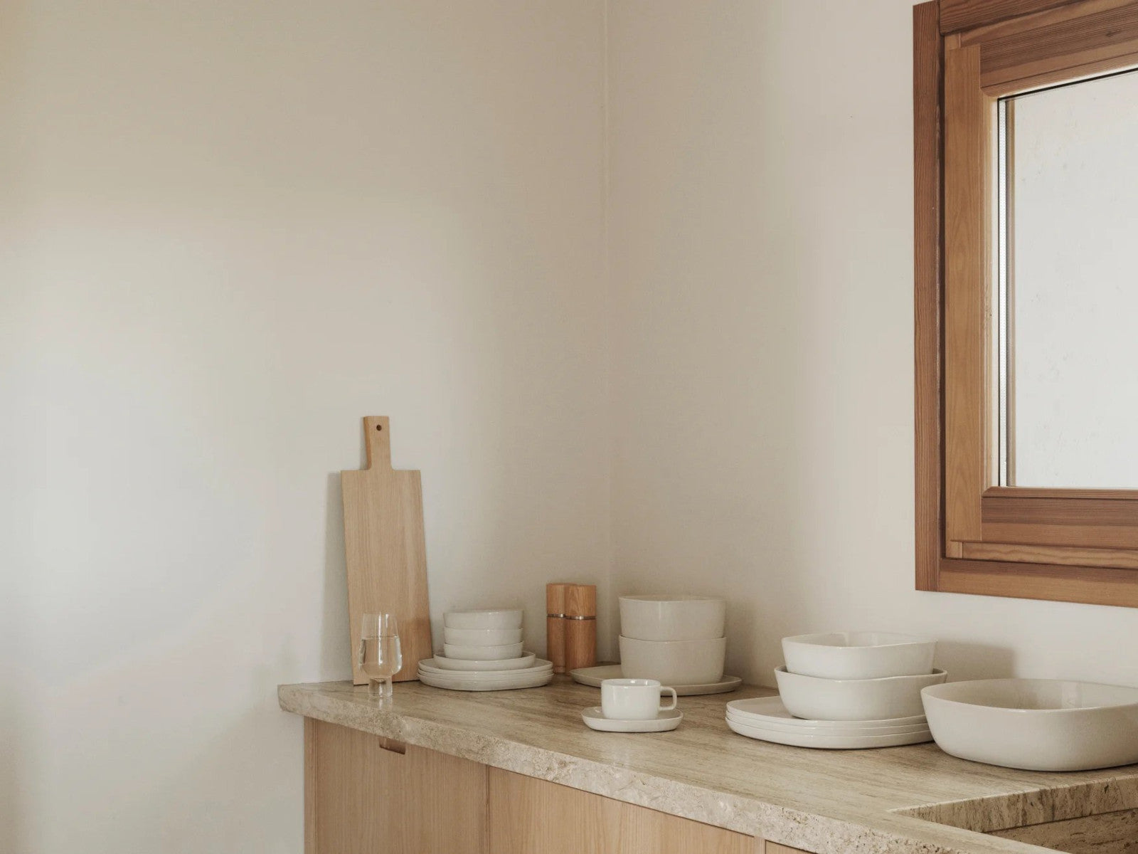 Blomus VAHLO Salatschüssel L moonbeam 27cm Lifestyle 1