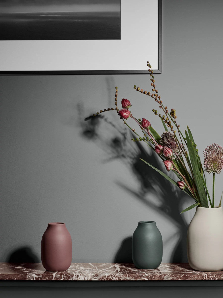 Blomus COLORA Vase agave green L 20cm Lifestyle 3