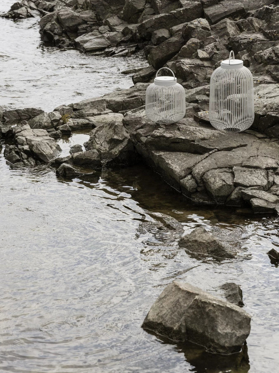 Blomus LITO Mobile LED Leuchte silk grey M 30cm Lifestyle 1