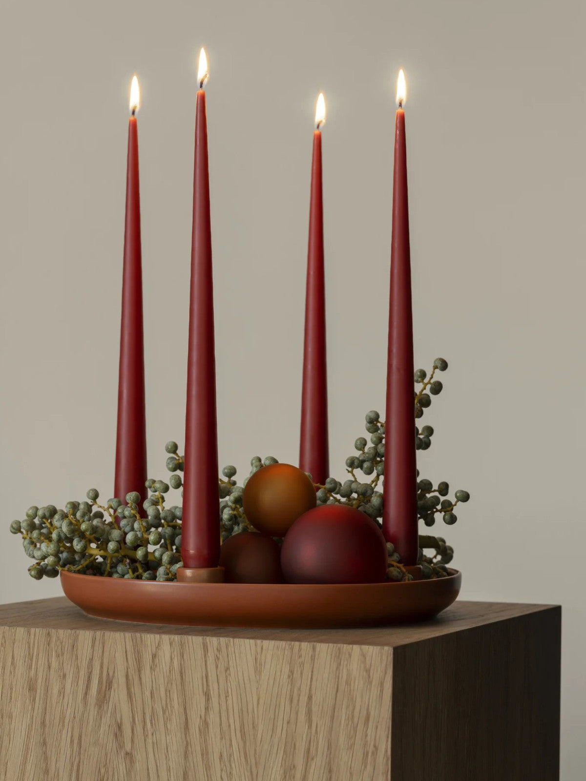 Blomus LOHA Kerzenhalter rund moonbeam 30cm Lifestyle 2