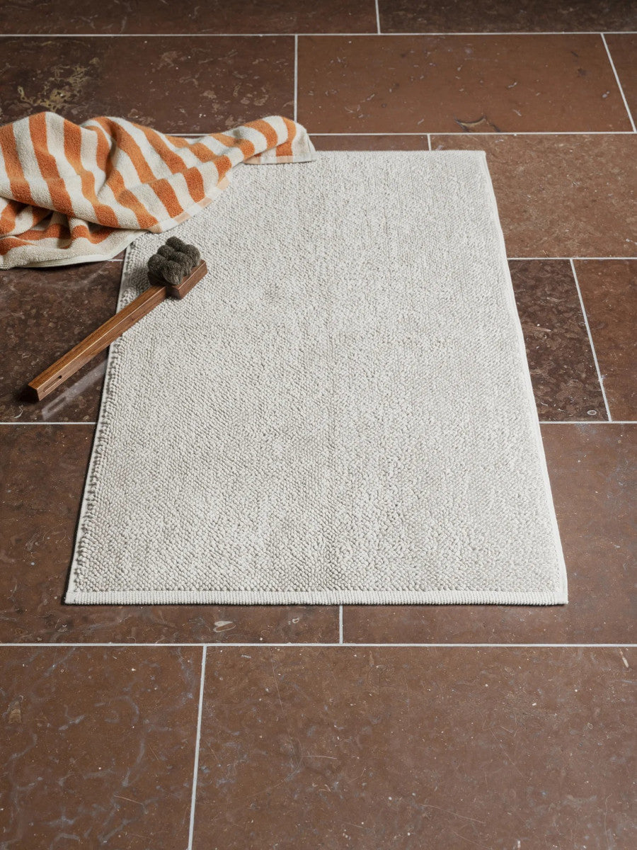 Blomus KAAVU Badematte  moonbeam 50x80cm Lifestyle 2