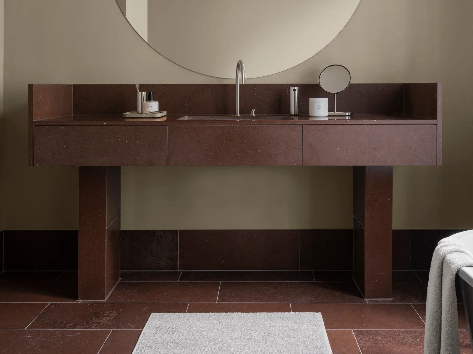 Blomus KAAVU Badematte satellite 60x100cm Lifestyle 1