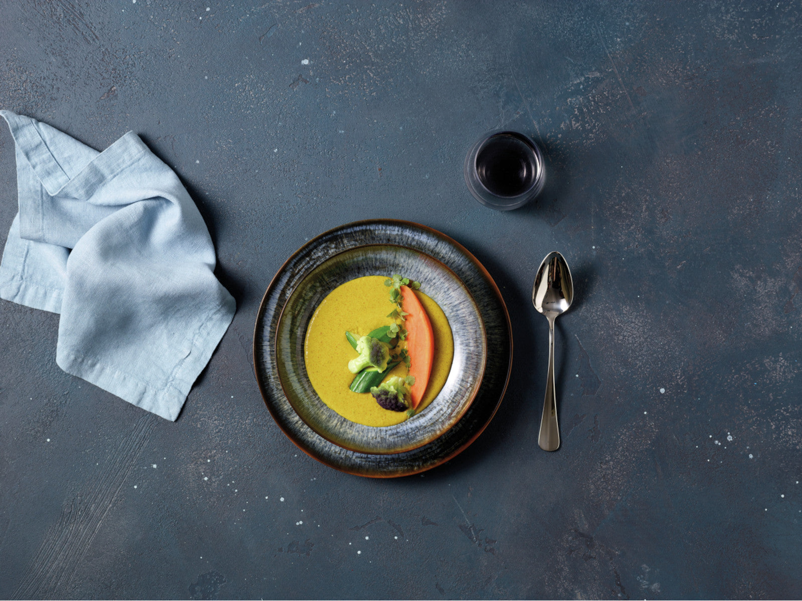 Rosenthal Arthur Krupp Stoneware Galaxy Neptune Teller flach 20cm Lifestyle 2