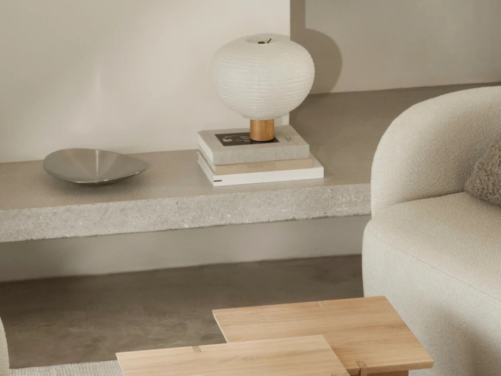 Blomus KAMI Tischlampe S oak 31cm Lifestyle 3