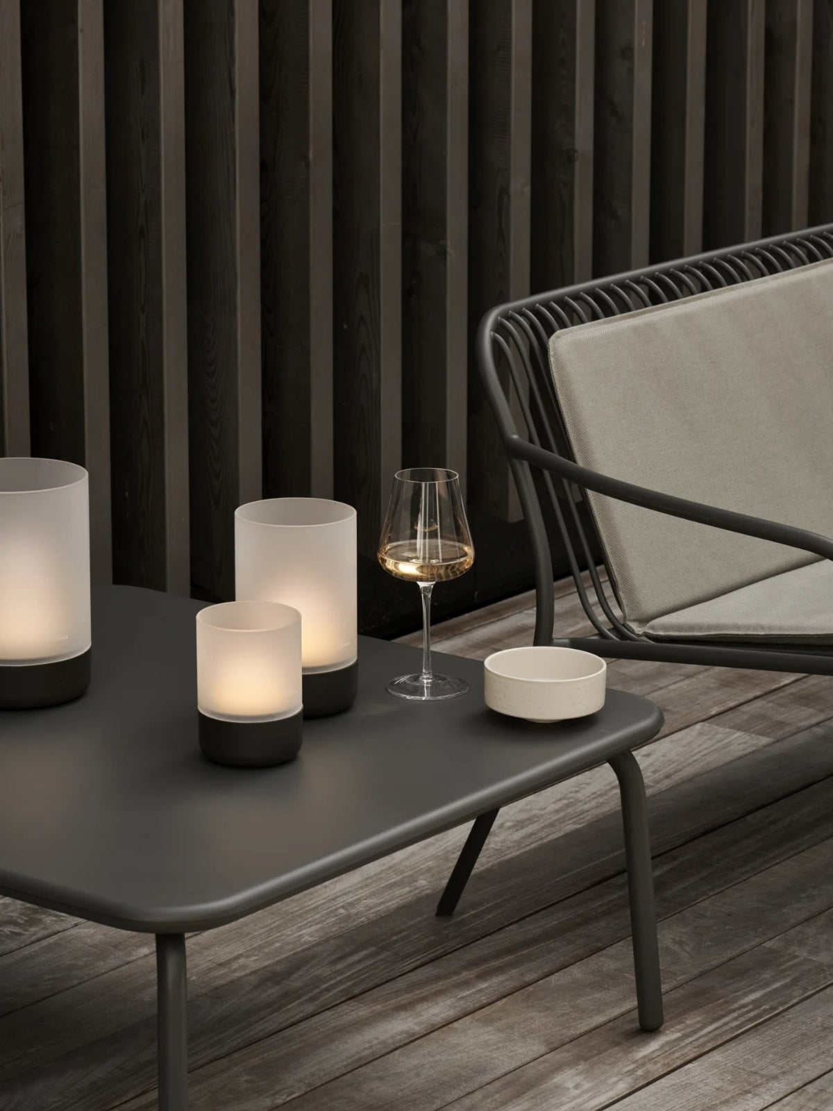 Blomus CALMA Mobile LED Leuchte granite gray M 19cm - Produktbild 7