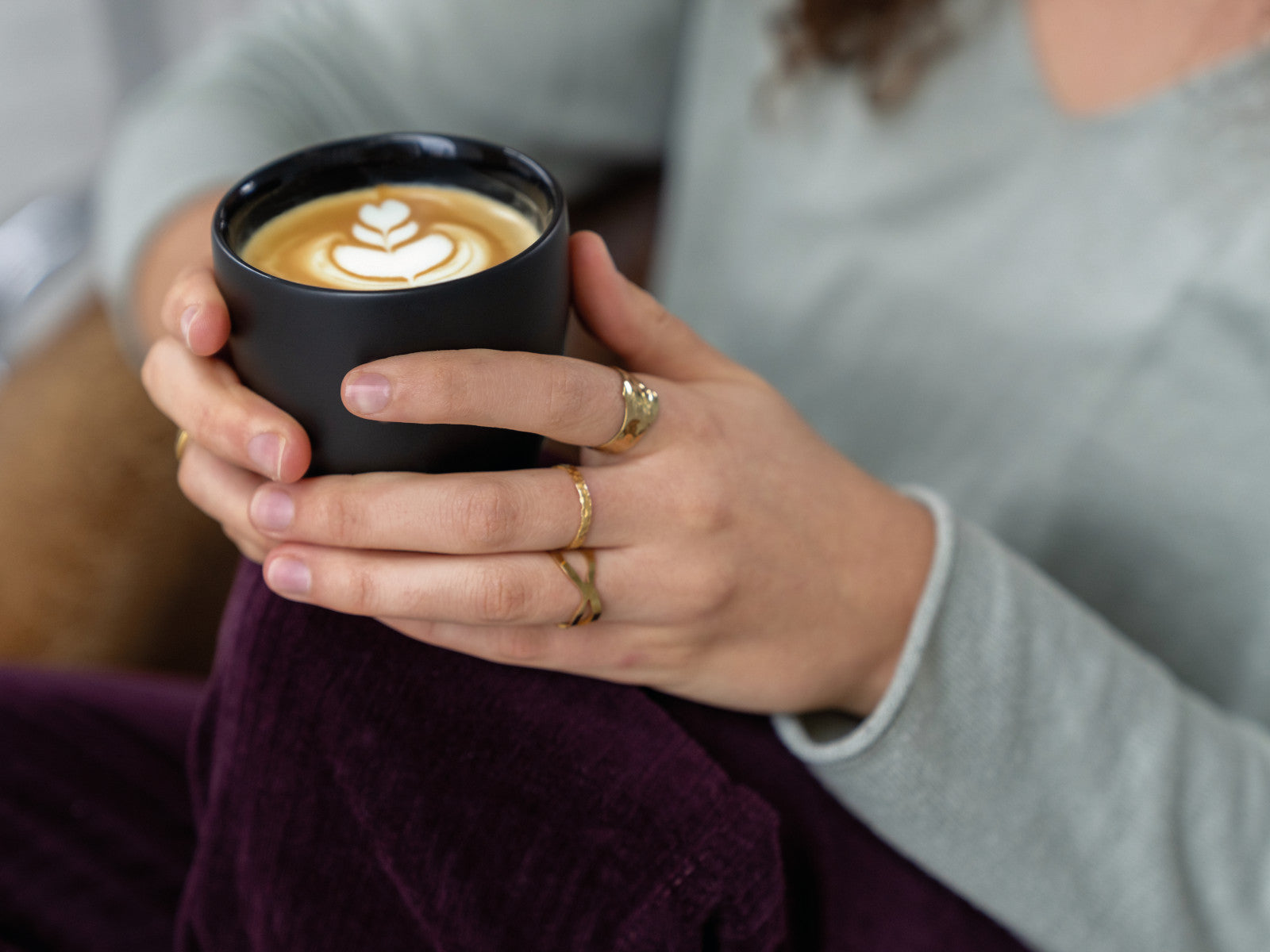 Rosenthal the cup+ Delicate Black Espresso doppelwandig 0,08l Lifestyle 4