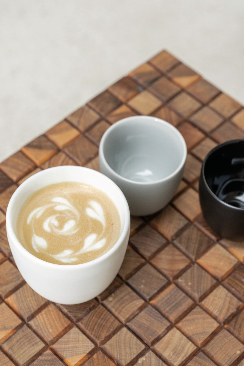 Rosenthal the cup+ Gentle Grey Espresso doppelwandig 0,08l Lifestyle 3