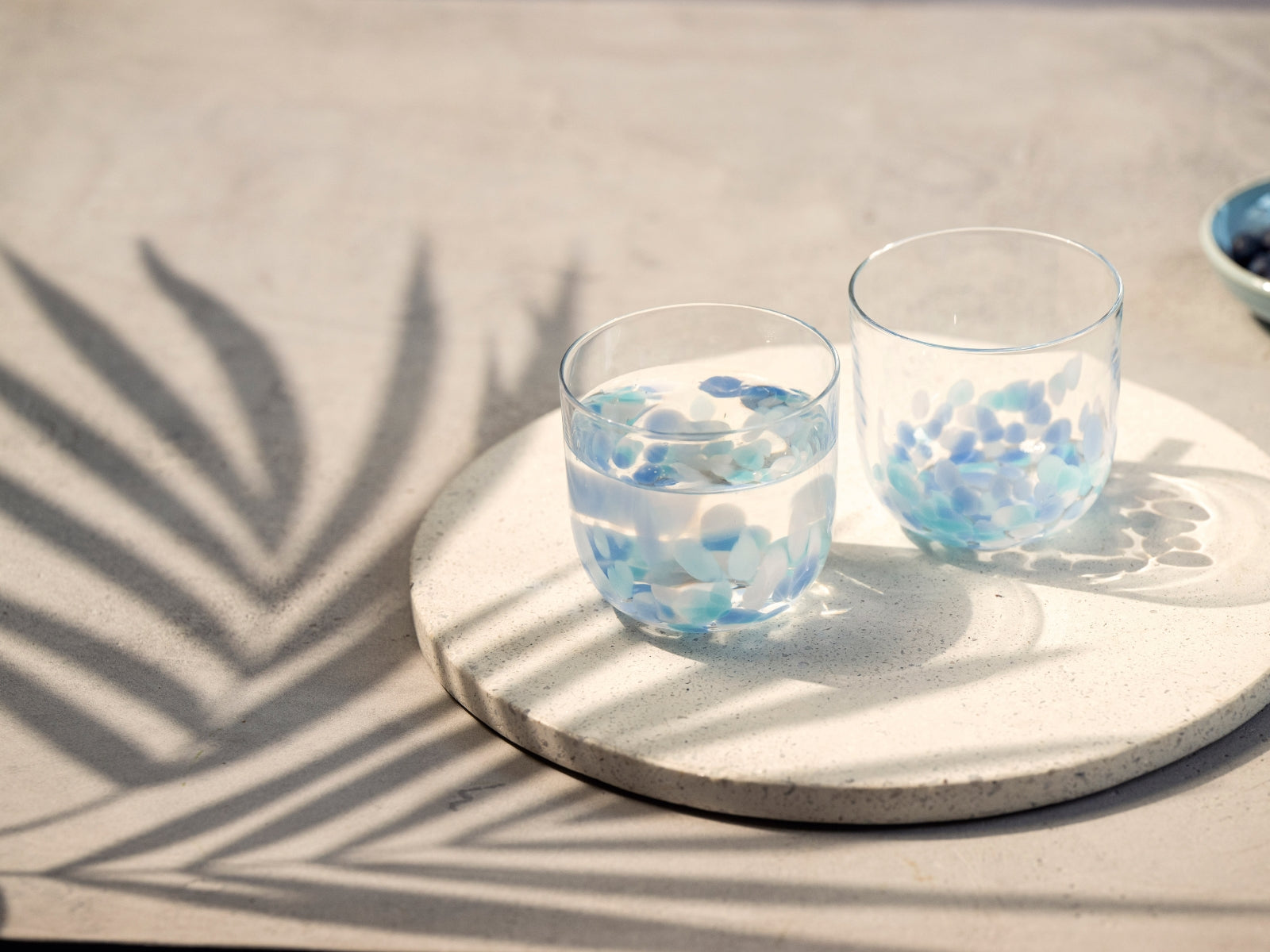 like. by Villeroy & Boch Like Confetti Aqua Wasserglas 0,2l 2erSet - Produktbild 4