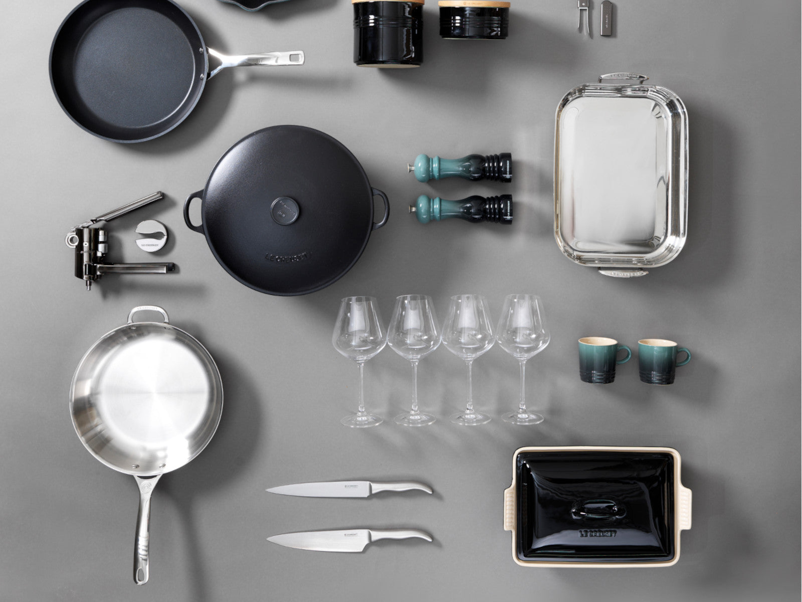 Le Creuset Auflaufform Tradition quadratisch ofenrot 23cm Lifestyle 1