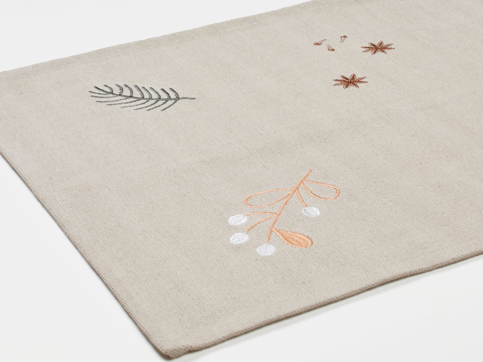 Broste Copenhagen Fryd Tischläufer beige 140x40cm Lifestyle 1