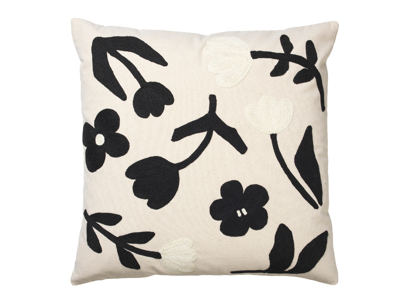 Broste Copenhagen Rosita Kissenbezug black/natural 50x50cm Freisteller 1