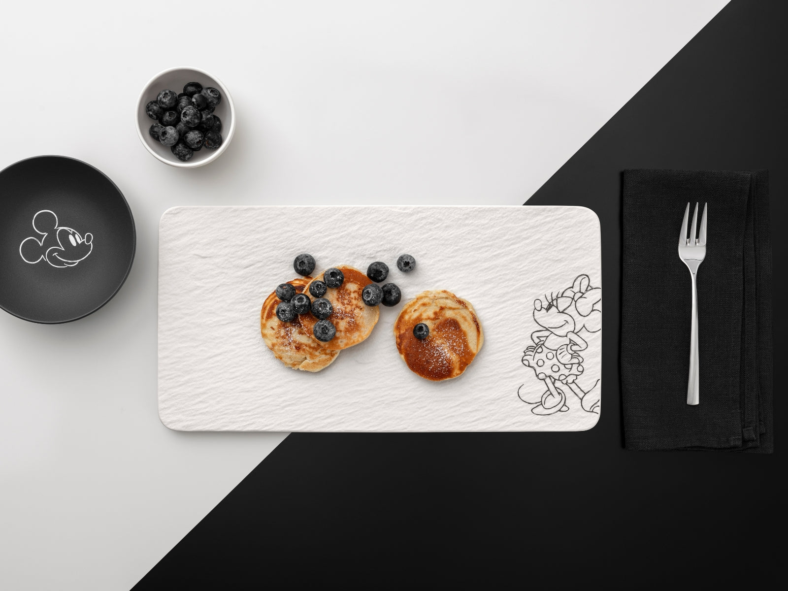 Villeroy & Boch Manufacture Rock blanc - Mickey Mouse Servierplatte 35x18cm - Produktbild 3