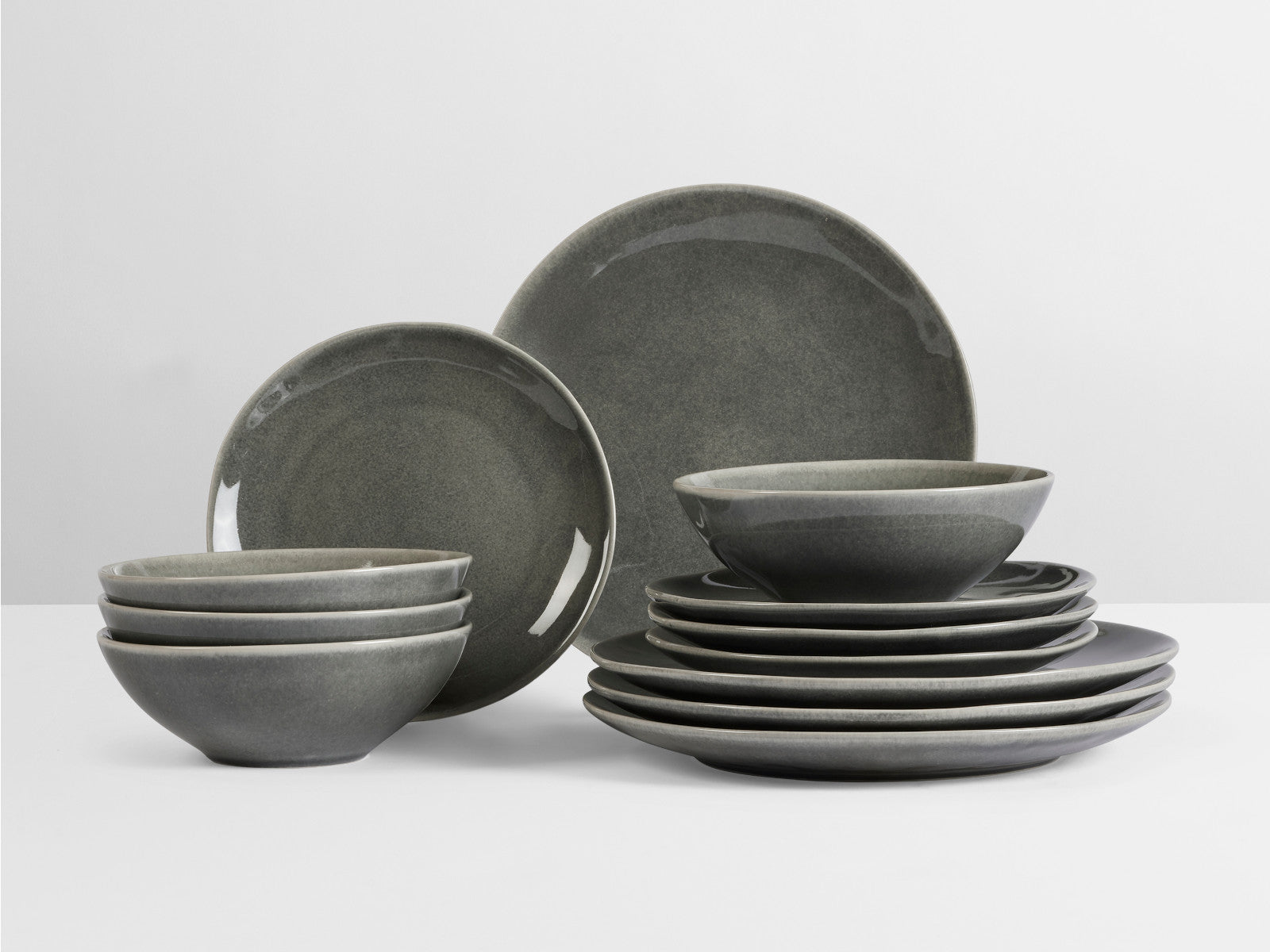 Broste Copenhagen NORDIC RAIN Geschirrset mittag für Vier 12tlg Lifestyle 1