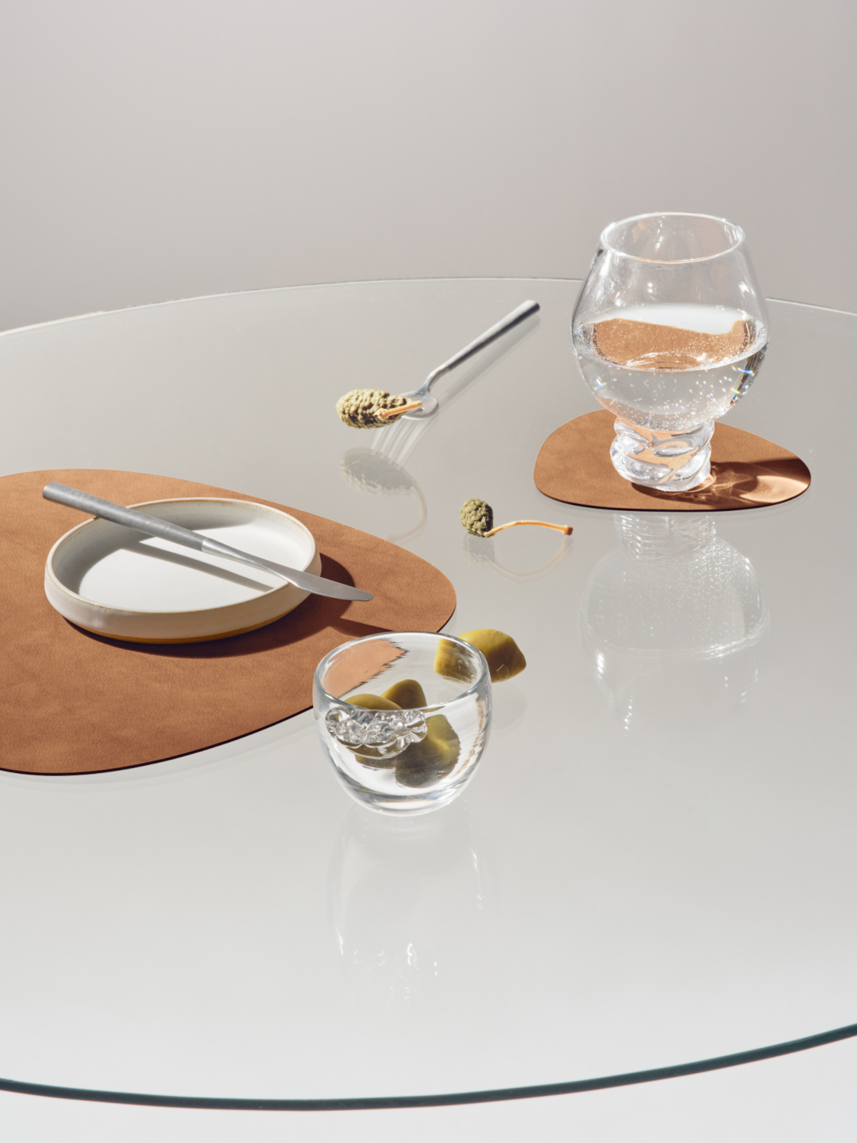 LIND DNA Nupo Untersetzer Curve sienna 11 x 13cm Lifestyle 1