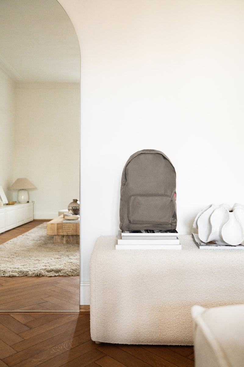 reisenthel mini maxi rucksack dark taupe - Produktbild 10
