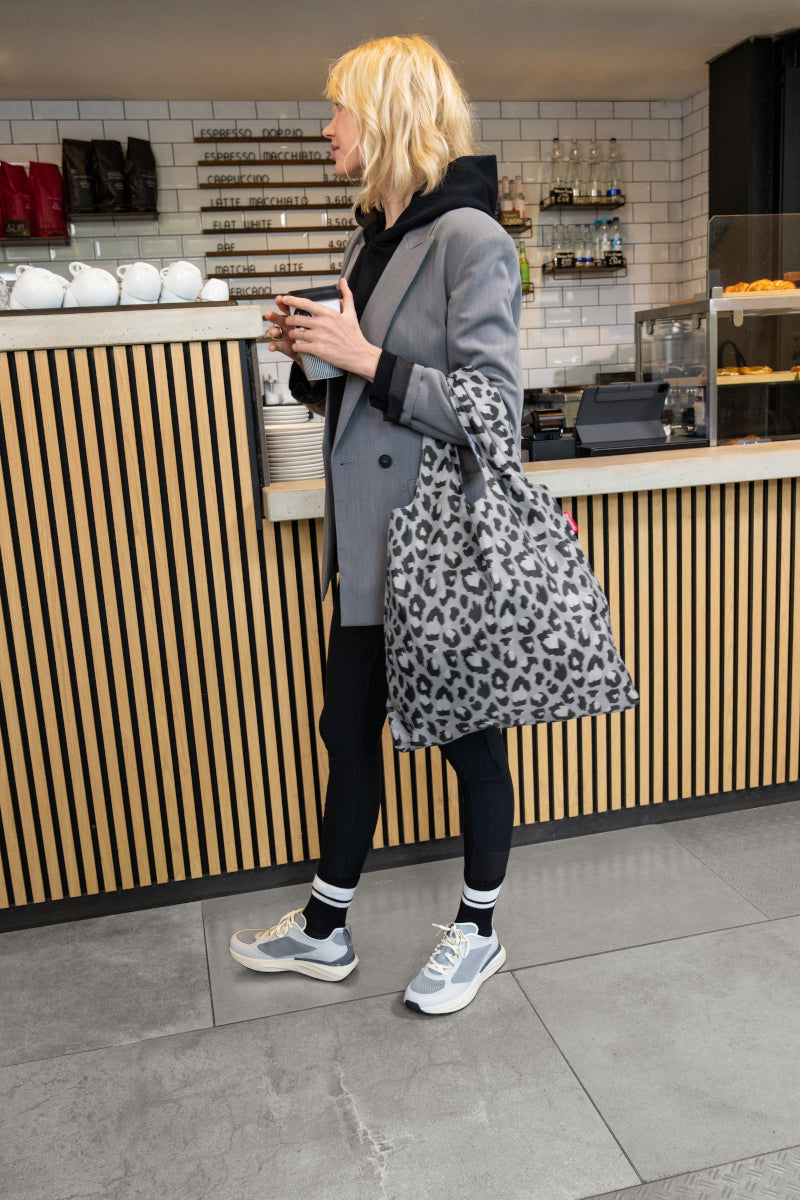 reisenthel mini maxi shopper leo nero Lifestyle 5