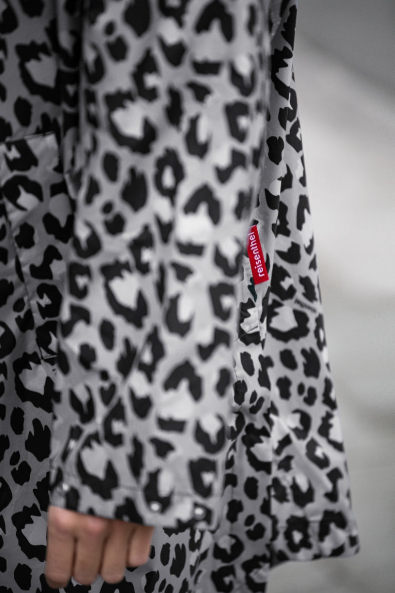 reisenthel mini maxi raincoat leo nero - Produktbild 11