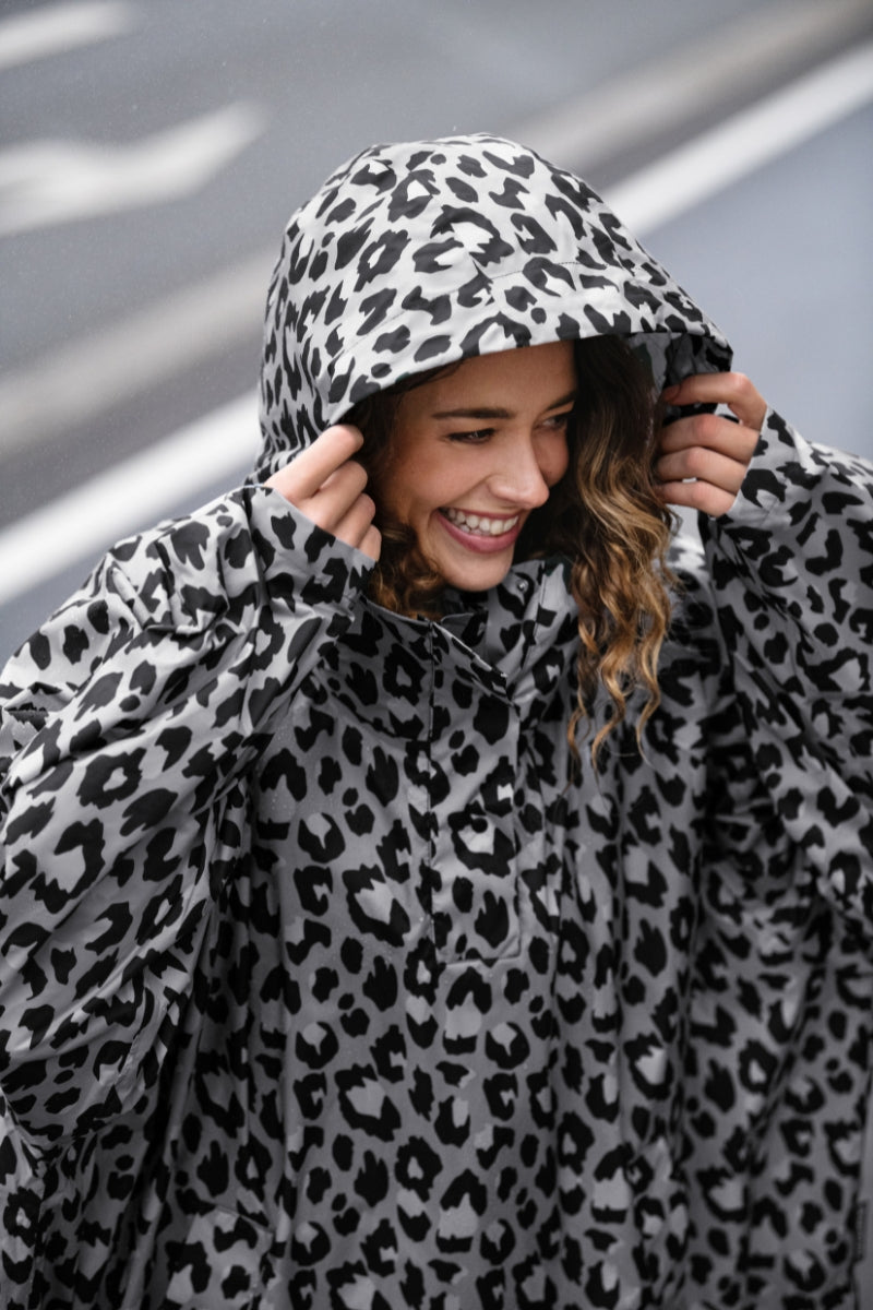 reisenthel mini maxi raincoat leo nero - Produktbild 13