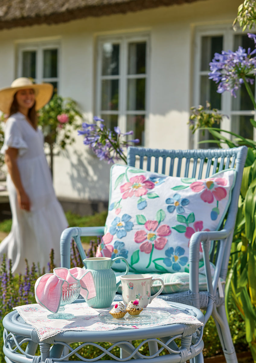 Greengate Desdemona Tischläufer white 140x45cm Lifestyle 4