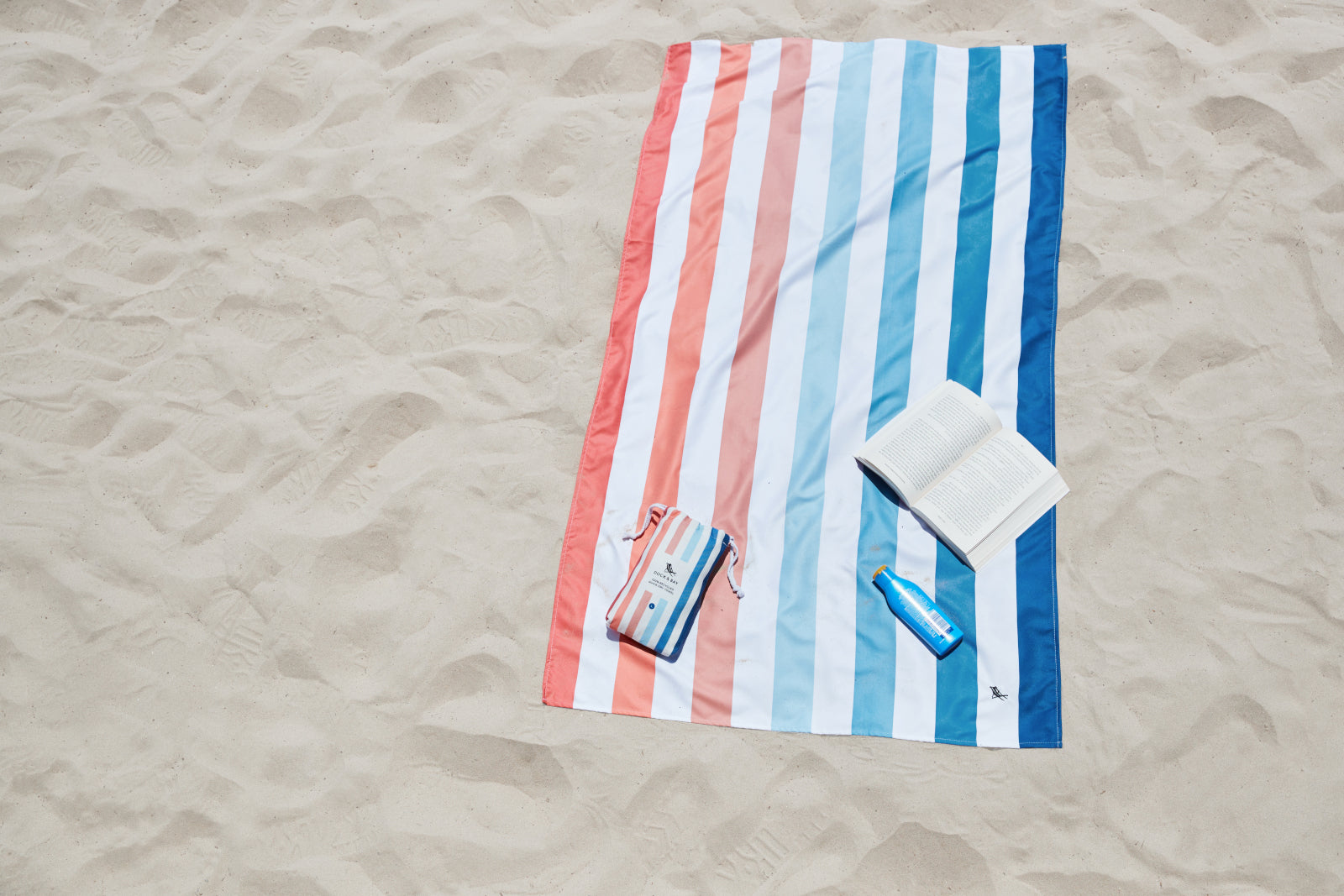 Dock & Bay Beach Towel XL Sand to Sea 200x90cm Lifestyle 2