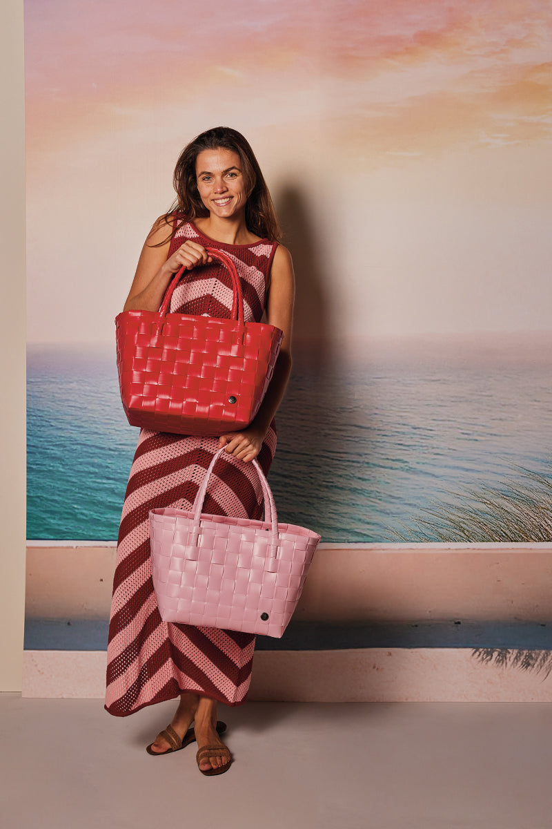 Handed By Paris Shopper S fat strap pepper red Lifestyle 1