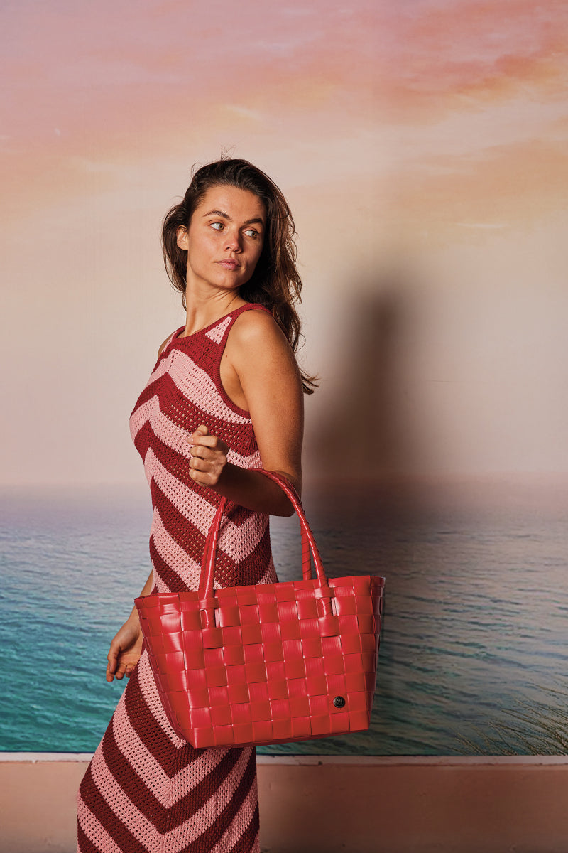 Handed By Paris Shopper S fat strap pepper red Lifestyle 3