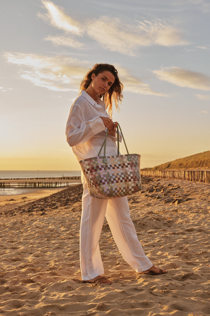 Handed By Mingle Shopper S fat strap multi mix sage green Lifestyle 3