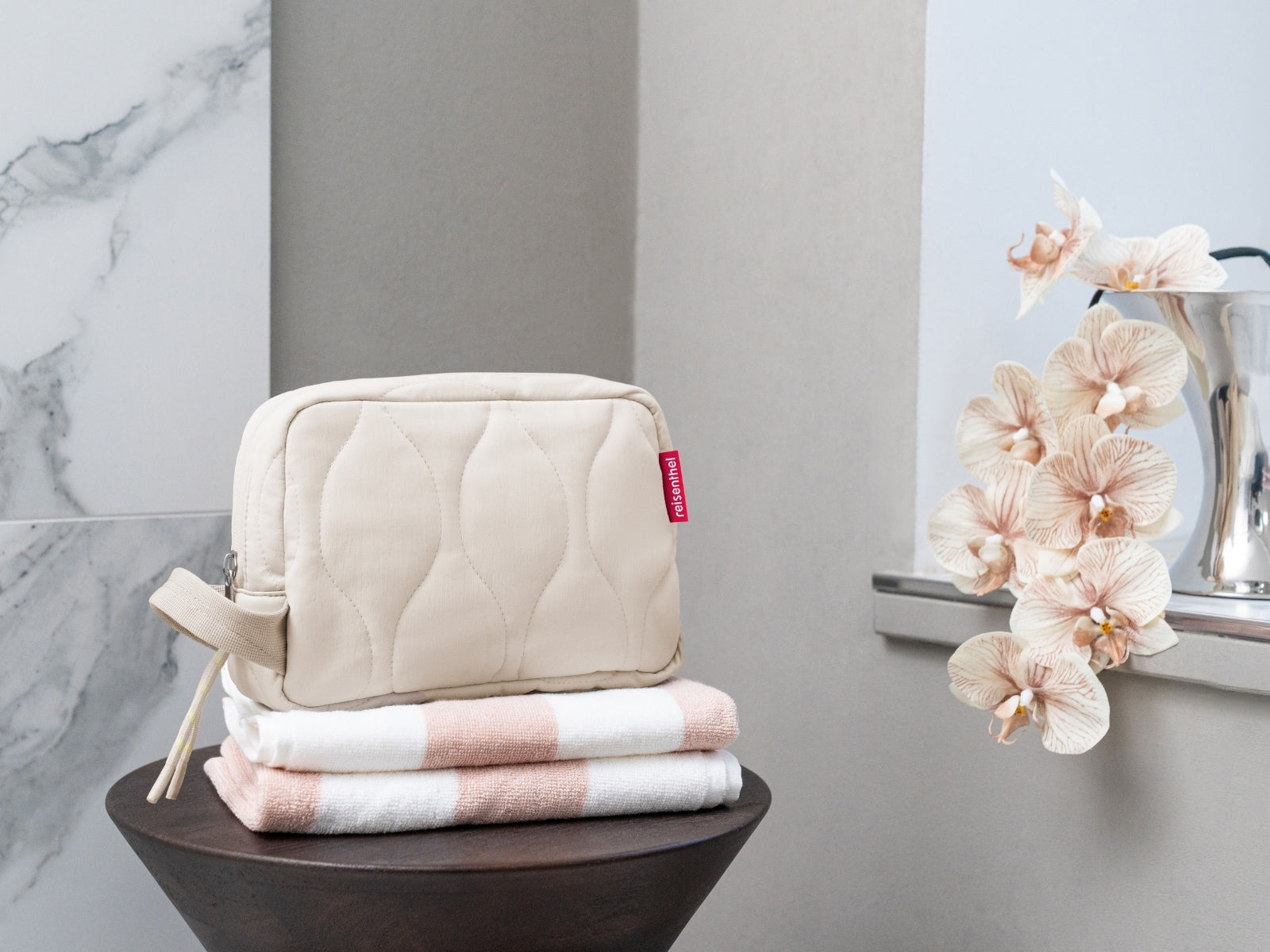 reisenthel cosmeticpouch M puffer stone - Produktbild 7