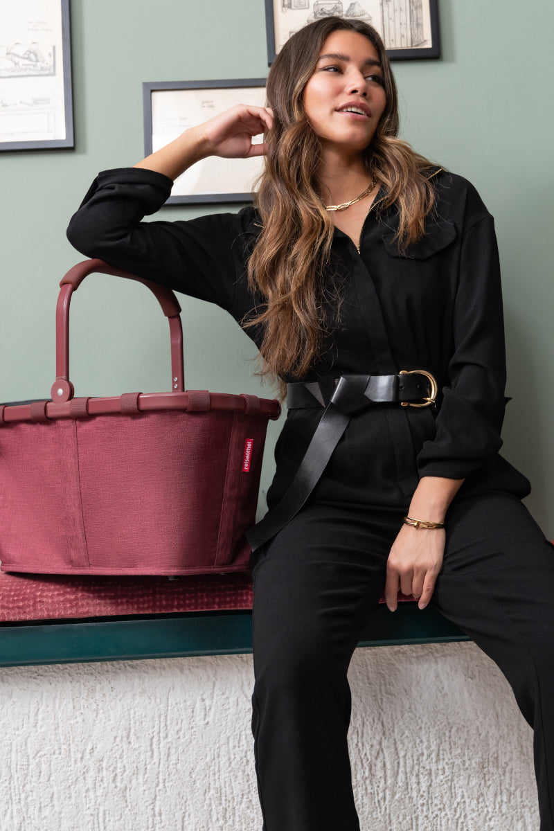 reisenthel carrybag twist maroon Lifestyle 6