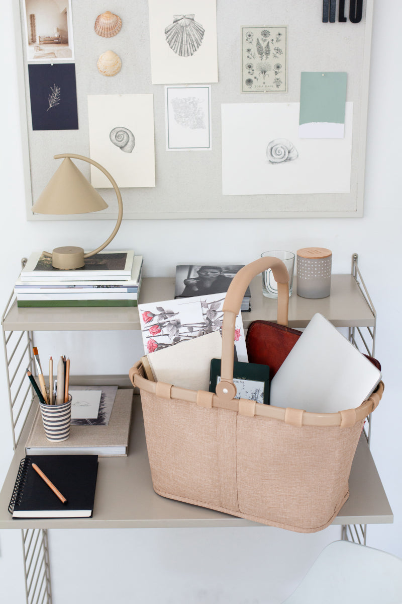 reisenthel carrybag frame twist coffee Lifestyle 8