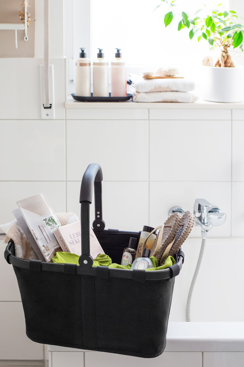 reisenthel carrybag frame black/black Lifestyle 5