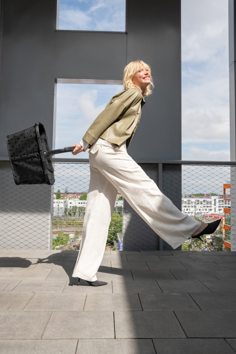 reisenthal carrybag frame glossy dots black Lifestyle 10