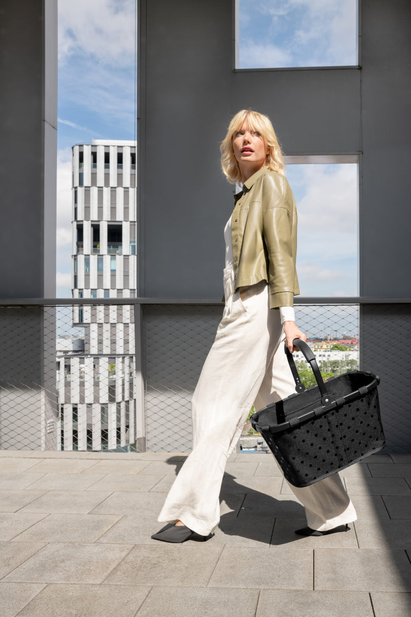 reisenthal carrybag frame glossy dots black Lifestyle 12