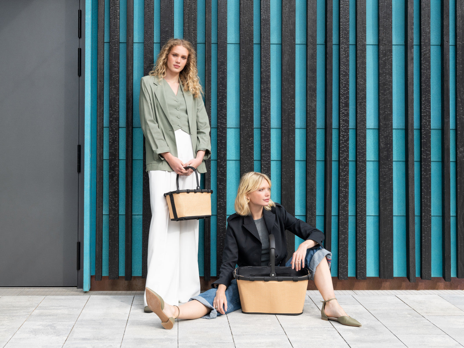 reisenthel carrybag frame raffia black Lifestyle 5