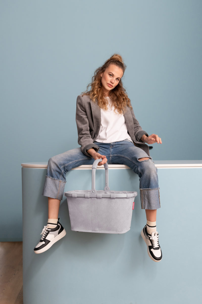 reisenthel carrybag cord grey Lifestyle 1