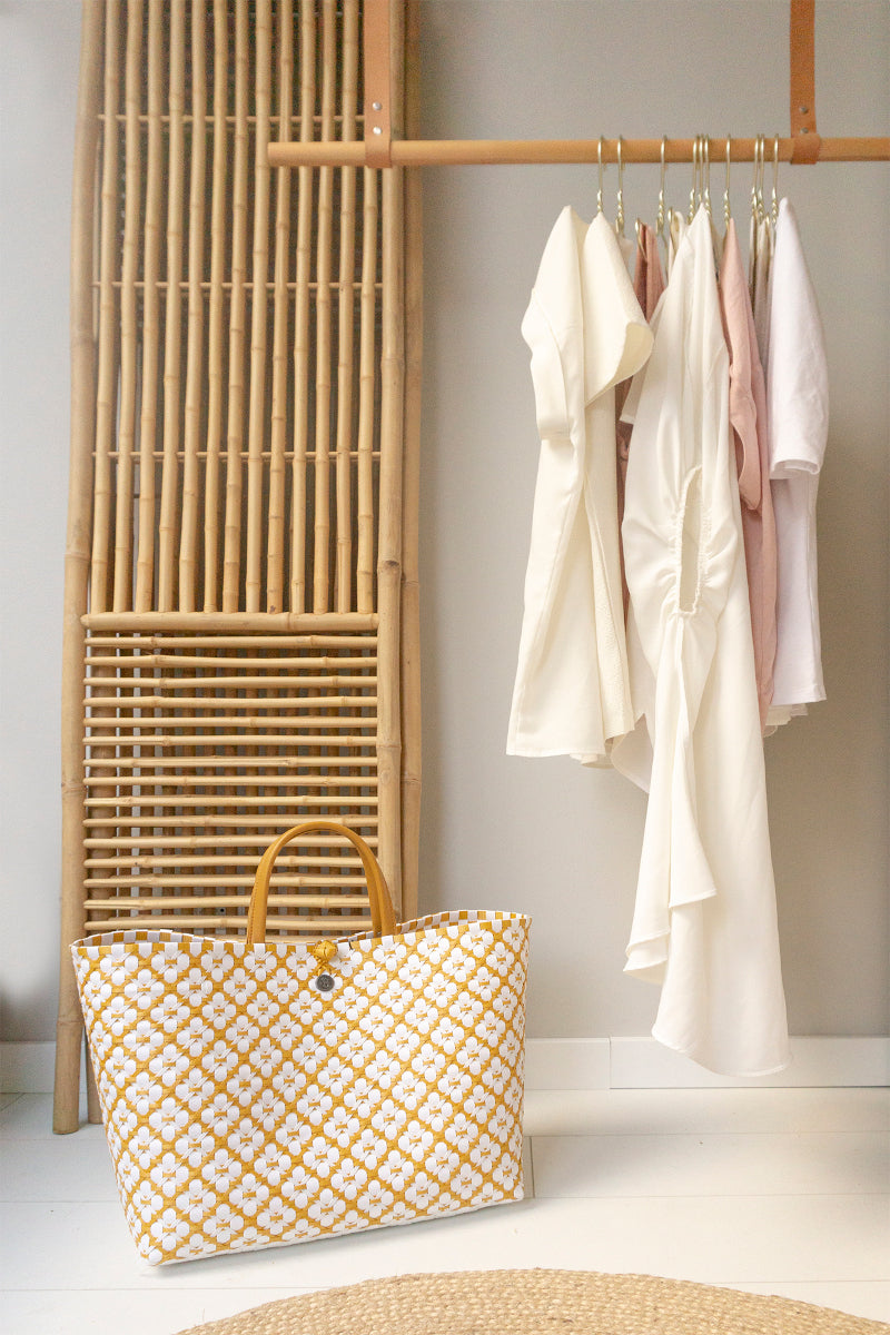 Handed By Motif Bag Shopper L mustard with white pattern Lifestyle 3