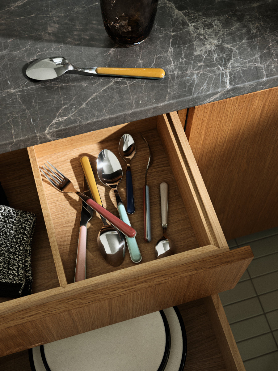 Broste Copenhagen Marstal Besteck grey tones 8tlg Lifestyle